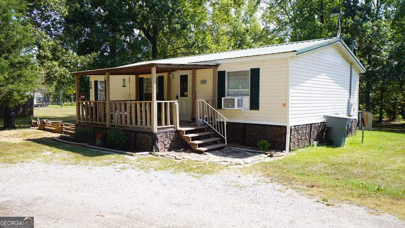 3 bedroom Manufactured Home,Single Family Residence at 4030 Oak Drive, Hidden Point, Cedar Bluff — photo 1