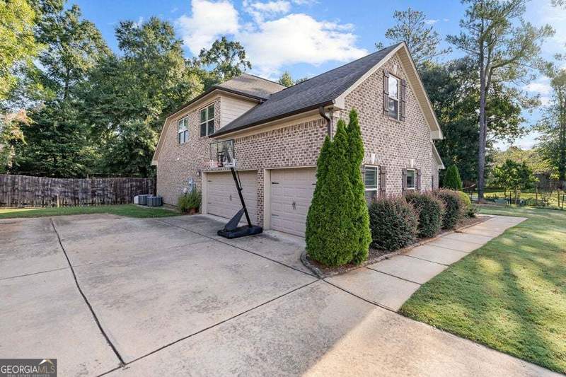 5 bedroom Single Family Residence at 129 Coldwater Creek Drive, COLDWATER CREEK, Mcdonough — photo 4