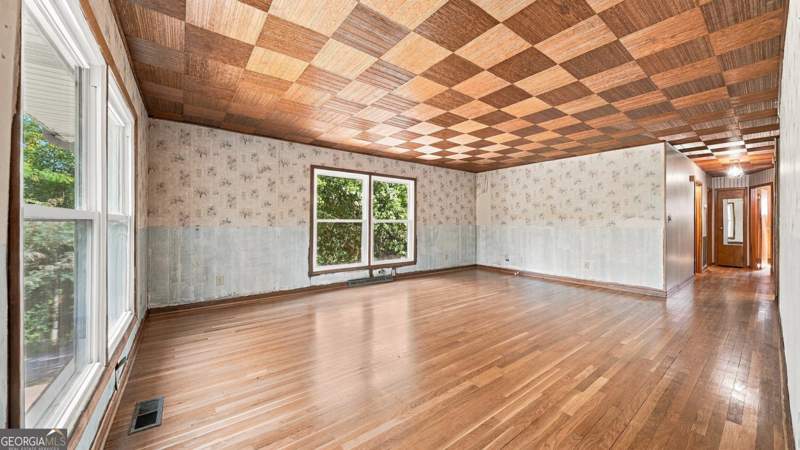 4 bedroom Single Family Residence at 296 Hill Top Circle, cedar lawn, Flintstone — photo 2