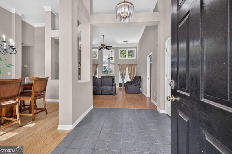 3 bedroom Single Family Residence at 290 Deer Cliff Cove, Russell Plantation, Lawrenceville — photo 4