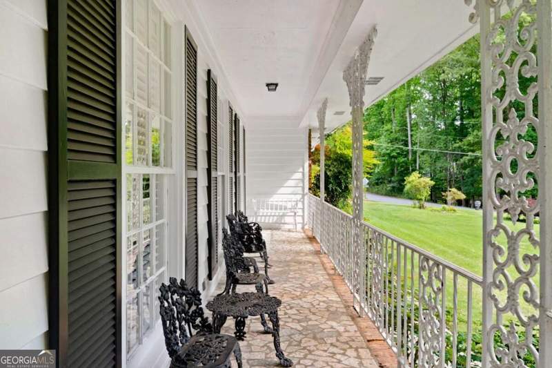 3 bedroom Single Family Residence at 4670 Windsor Drive, Surrey Hills, Smyrna — photo 4