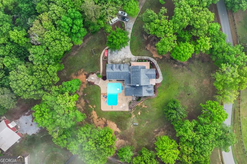 5 bedroom Single Family Residence at 65 Maude White Road, None, Kingston — photo 3