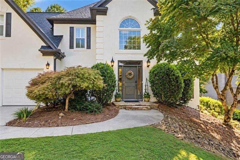 4 bedroom Single Family Residence at 210 Bristolstone Court, Hillbrooke, Alpharetta — photo 2