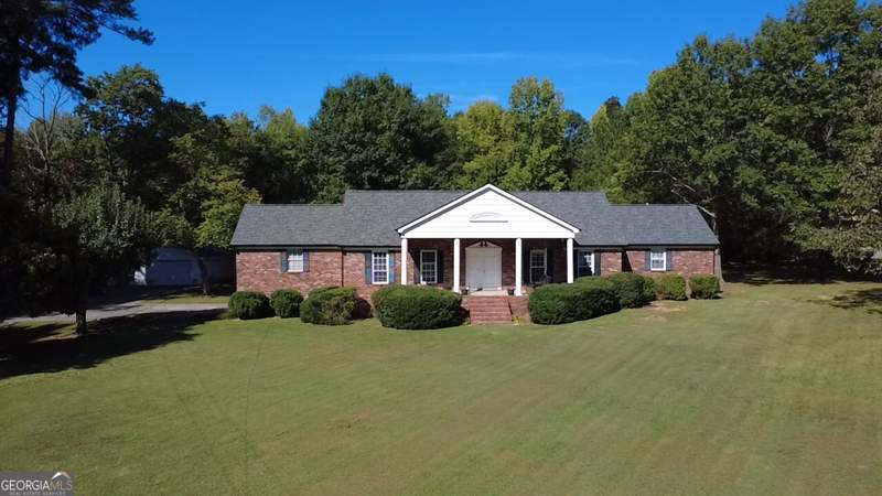 3 bedroom Single Family Residence at 245 Forrestway Drive, None, Lafayette — photo 2