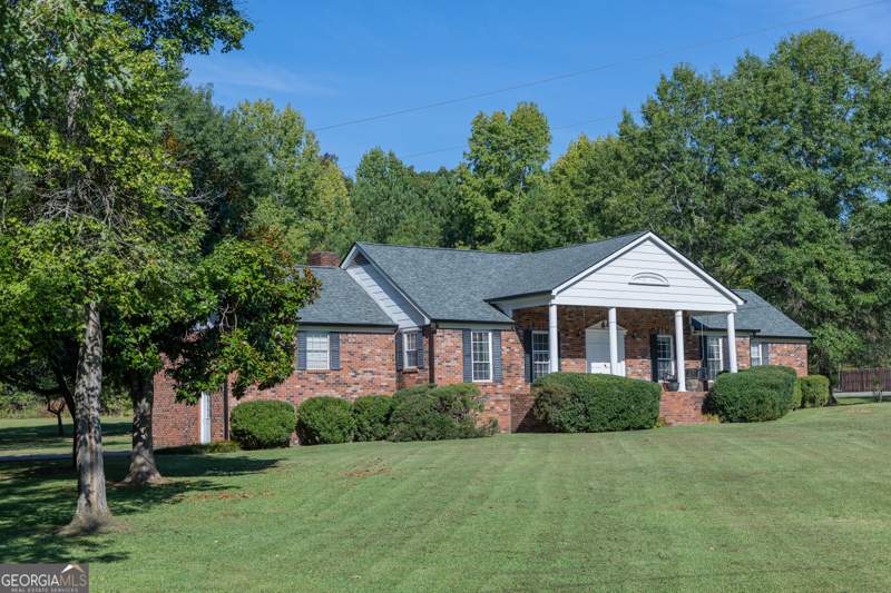3 bedroom Single Family Residence at 245 Forrestway Drive, None, Lafayette — photo 3