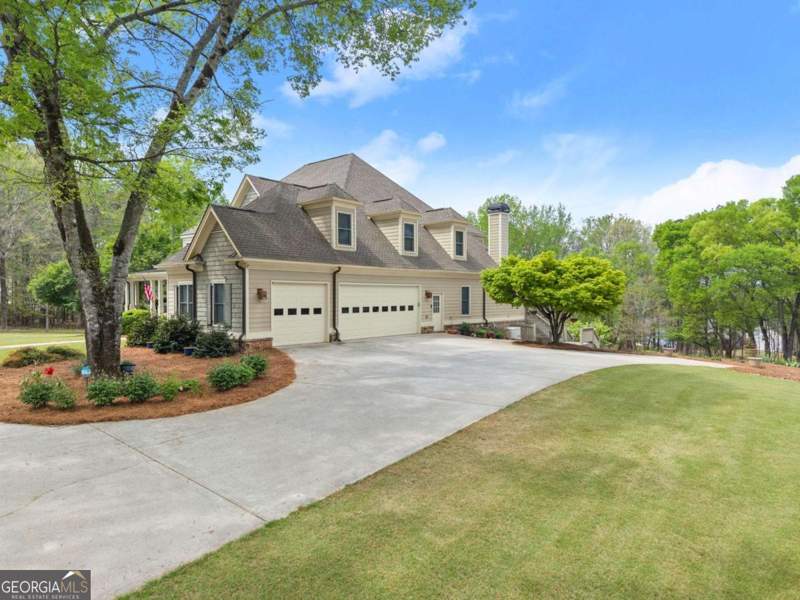 5 bedroom Single Family Residence at 594 Peachtree Road, None, Hoschton — photo 5