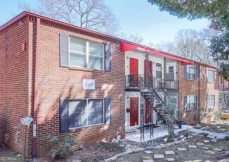 1 bedroom Condominium at 2425 Lawrenceville Highway #8, berkley, Decatur — photo 1