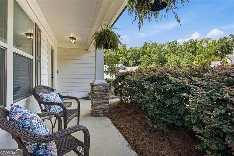 3 bedroom Single Family Residence at 30 Westwood Drive, Highgrove, Covington — photo 2