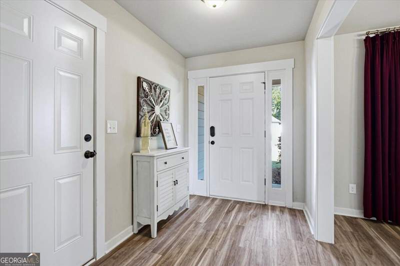 3 bedroom Single Family Residence at 30 Westwood Drive, Highgrove, Covington — photo 5