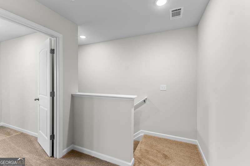 3 bedroom Townhouse at 5188 MUNDY Grove Lane, The Grove at Mundy Mill, Gainesville — photo 4