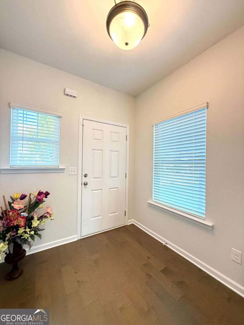 3 bedroom Townhouse at 7149 Gladstone Circle, Lakeview at Stonecrest, Lithonia — photo 2