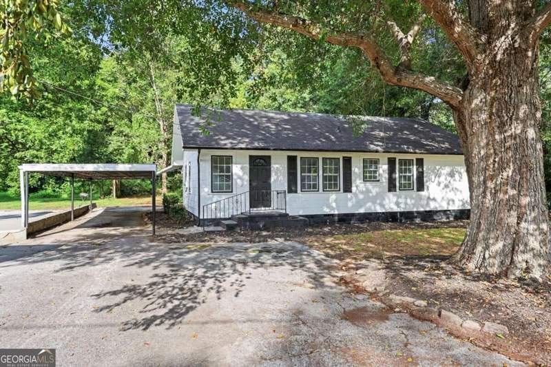 2 bedroom Single Family Residence at 1059 Prather Bridge Road, None, Toccoa — photo 1