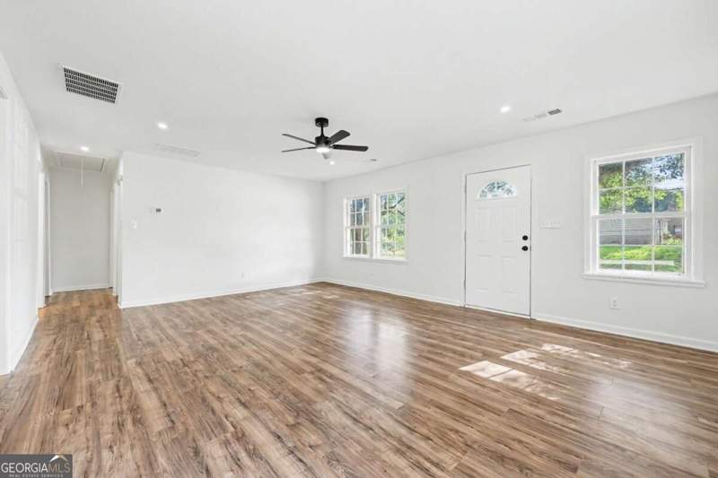 2 bedroom Single Family Residence at 1059 Prather Bridge Road, None, Toccoa — photo 5