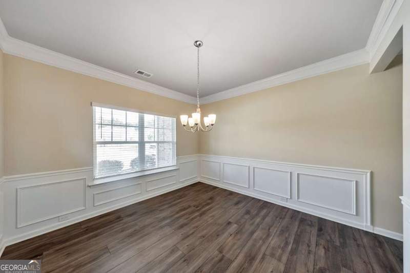 5 bedroom Single Family Residence at 3531 Meadow Grass Drive, Meadows at Apalachee, Dacula — photo 5