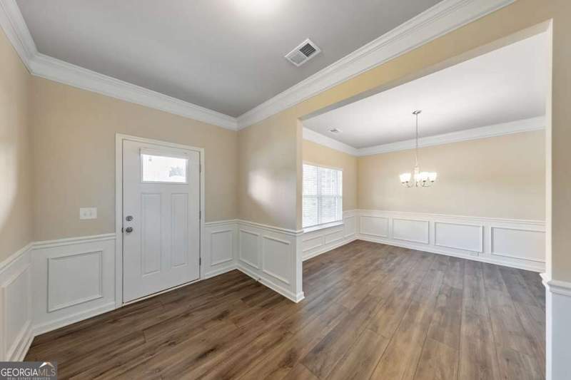 5 bedroom Single Family Residence at 3531 Meadow Grass Drive, Meadows at Apalachee, Dacula — photo 4