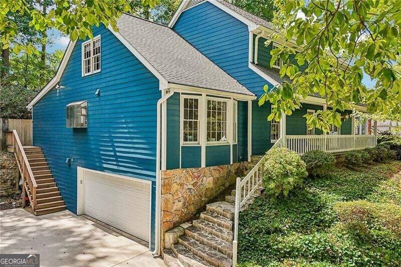 6 bedroom Single Family Residence at 145 Old College Way, Princeton Square, Sandy Springs — photo 2