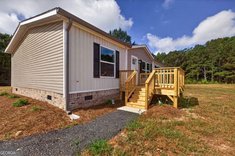 4 bedroom Manufactured Home,Single Family Residence at 3795 S 100 Highway, None, Bowdon — photo 3