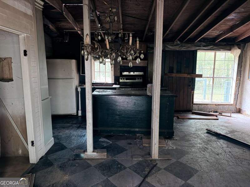 3 bedroom Single Family Residence at 33 Tower Street, none, Kingston — photo 3