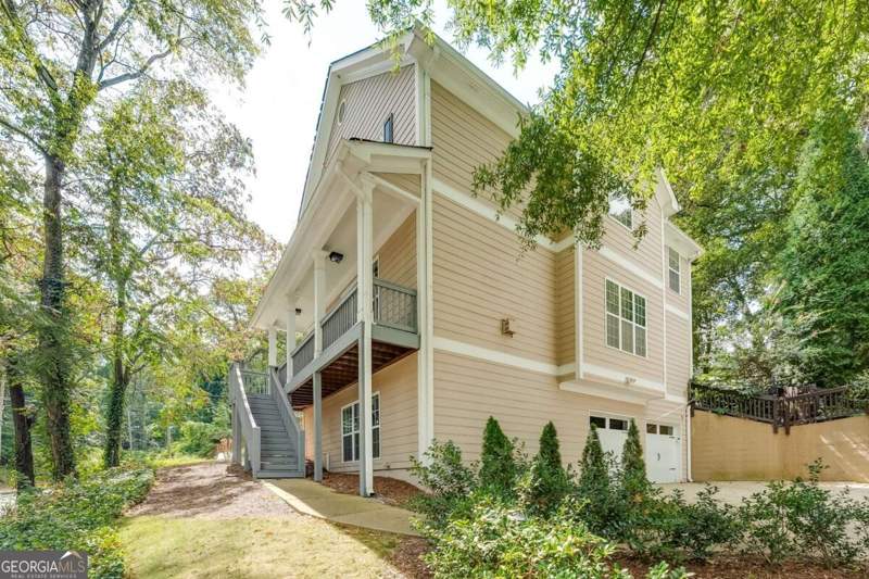 4 bedroom Single Family Residence at 1888 Marietta Road, none, Atlanta — photo 1