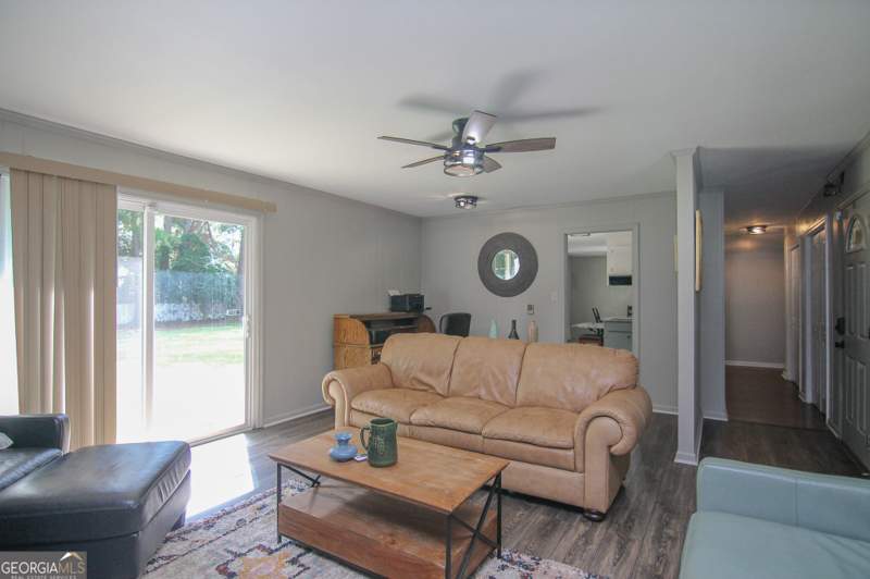 3 bedroom Single Family Residence at 416 Knodishall Drive, Pikes Westside, Warner Robins — photo 4
