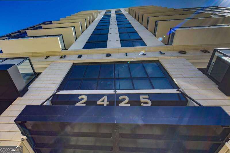 3 bedroom Condominium at 2425 Peachtree Road #1605, The Dillon Buckhead, Atlanta — photo 1