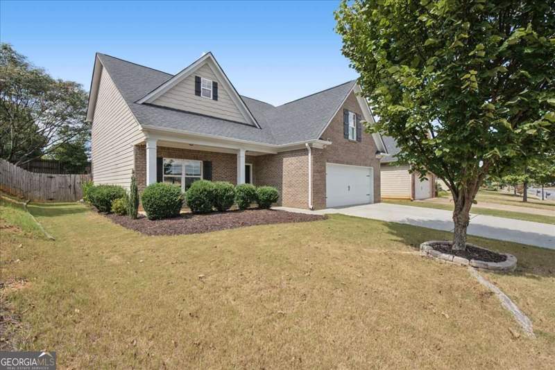 4 bedroom Single Family Residence at 11 Spring Folly, Four Seasons, Cartersville — photo 2