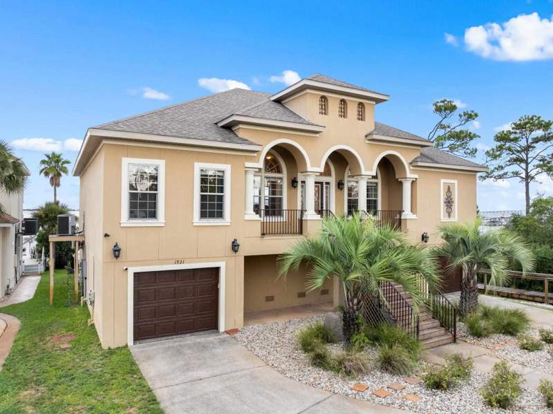 3 bedroom Single Family Residence at 1921 Costa Verde Ct, Costa Verde, Navarre — photo 2