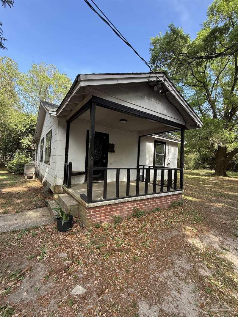 3 bedroom Single Family Residence at 21 Hancock Ln, None, Pensacola — photo 1