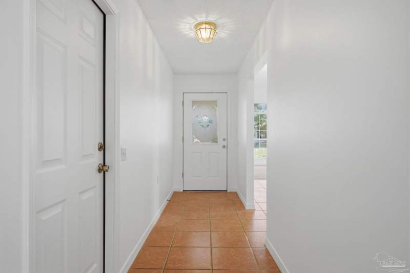 3 bedroom Single Family Residence at 1383 Sterling Point Dr, Sterling Point, Gulf Breeze — photo 5