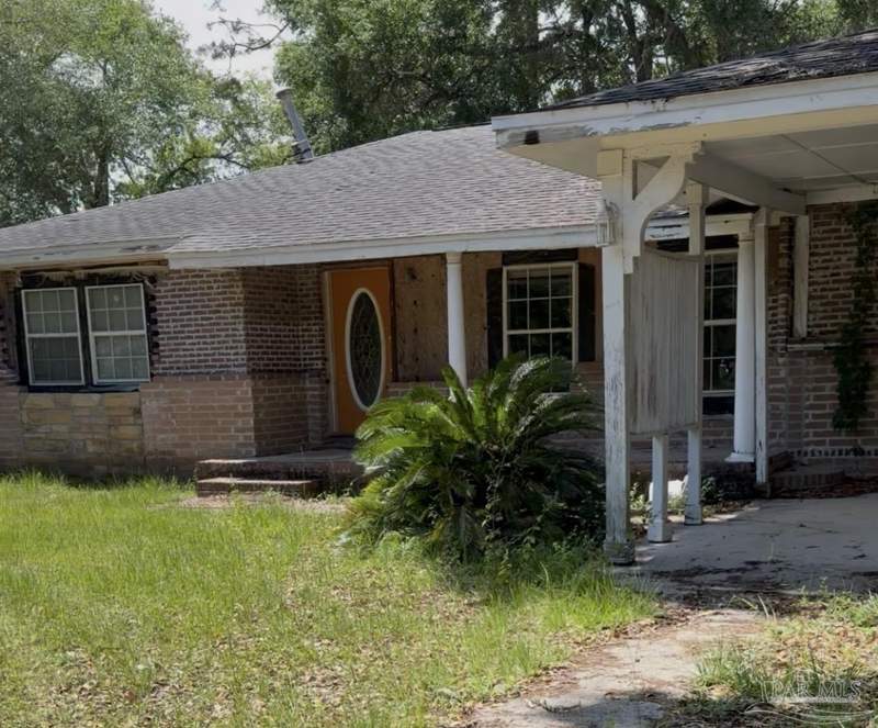 4 bedroom Single Family Residence at 928 Barcia Dr, None, Pensacola — photo 4