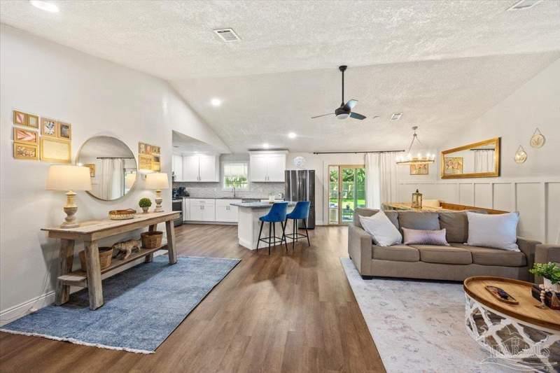 3 bedroom Single Family Residence at 3172 Auburn Pkwy, Bay Ridge Park, Gulf Breeze — photo 3