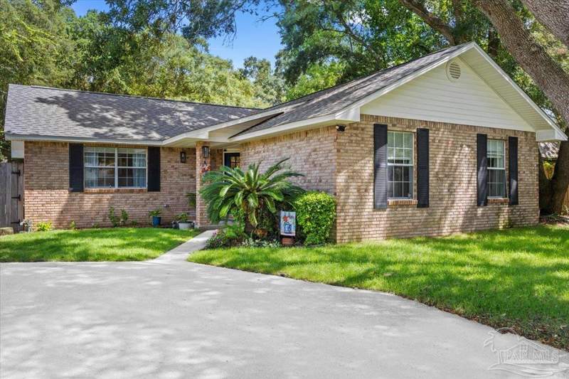 3 bedroom Single Family Residence at 3172 Auburn Pkwy, Bay Ridge Park, Gulf Breeze — photo 1