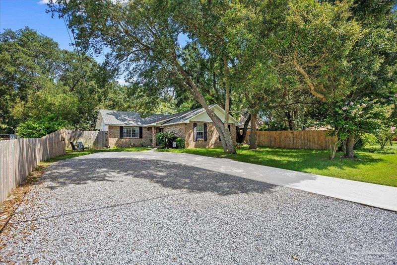 3 bedroom Single Family Residence at 3172 Auburn Pkwy, Bay Ridge Park, Gulf Breeze — photo 5