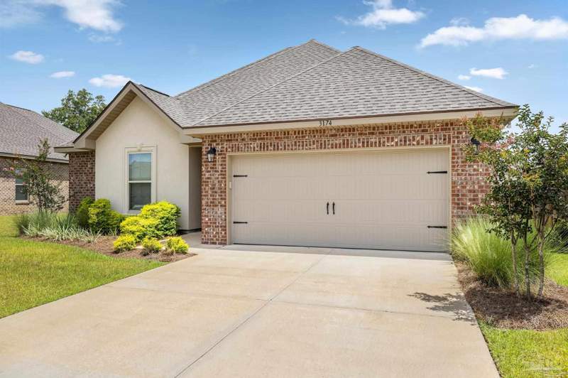 3 bedroom Single Family Residence at 3174 Mountain Laurel Tr, Iron Rock, Cantonment — photo 3