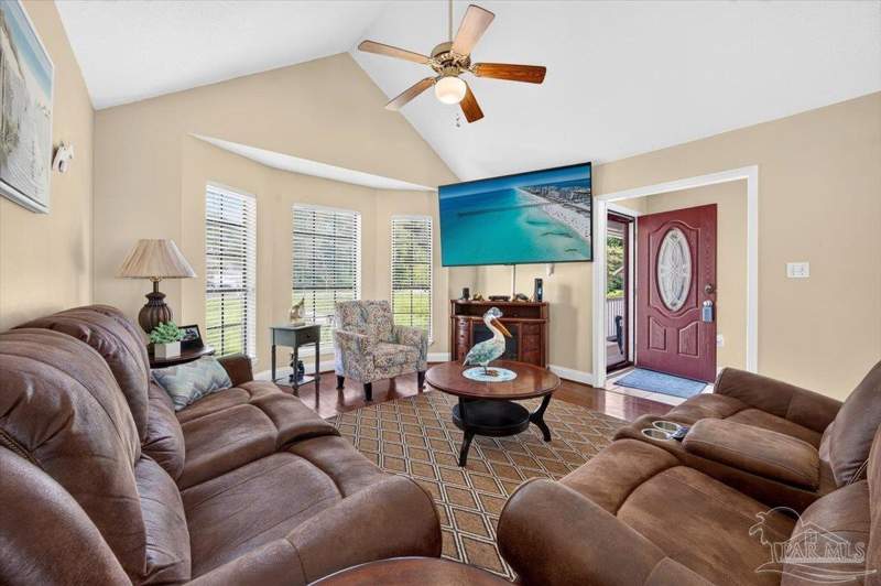 3 bedroom Single Family Residence at 2445 Elkhart Dr, Holley By The Sea, 1st Corrected, Navarre — photo 5