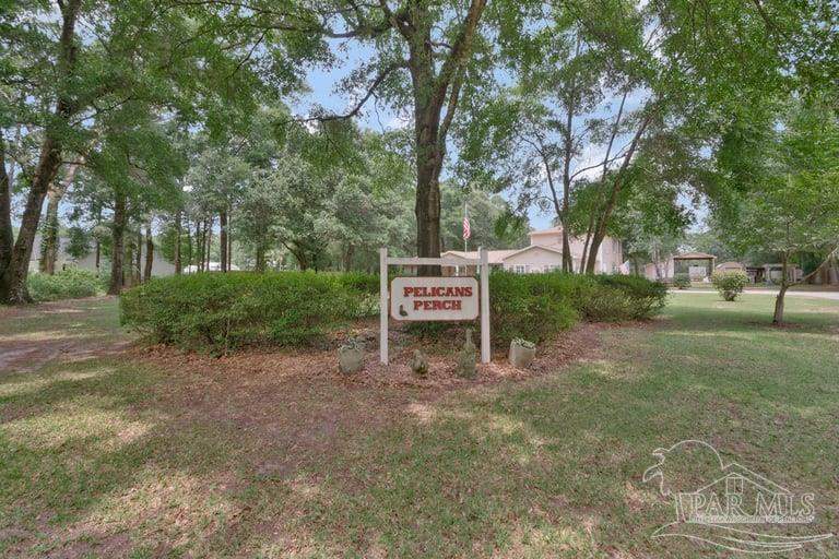 4 bedroom Single Family Residence at 6242 Foxglove Rd, None, Milton — photo 2
