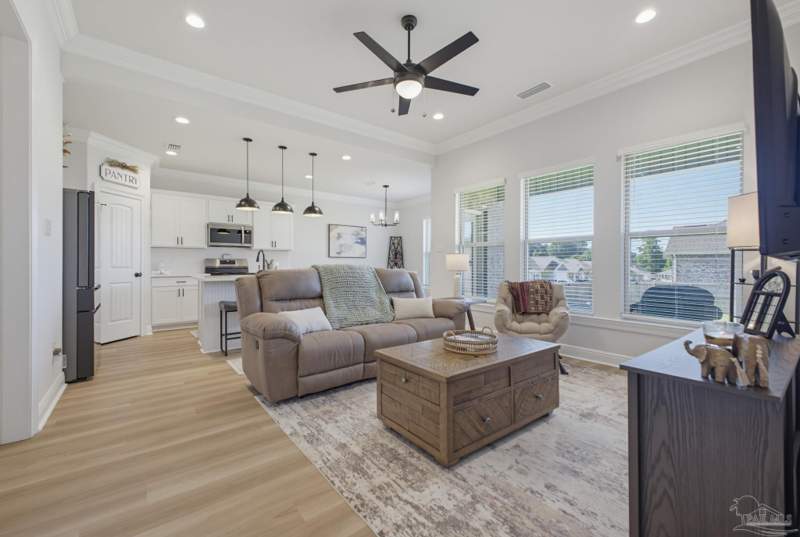 3 bedroom Single Family Residence at 4249 Lady Palm Ct, Southern Palms, Pace — photo 4