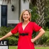 Sheyla Rivera-Roman, listing agent