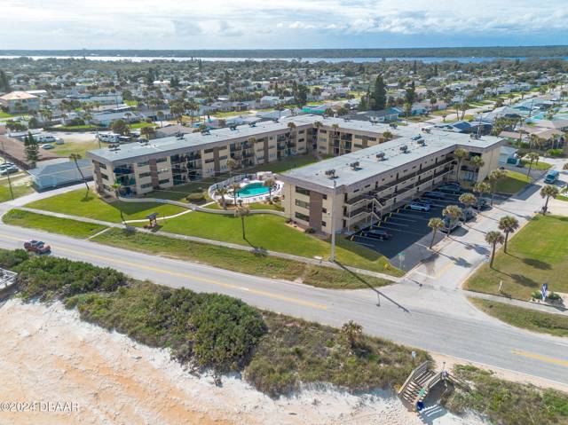 Ormond Breaker Condo