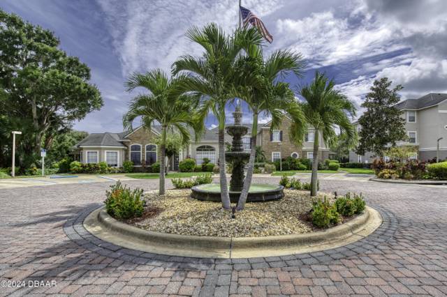 940 Village Trail #2-207 home for sale in Villaggio On The Lakes Condo