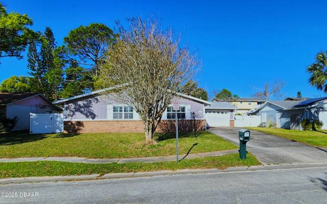 1659 E Shangri La Drive home for sale in Shangri La