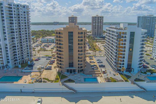 Oceans Atrium Condo