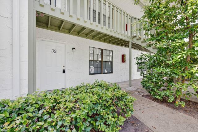 840 Center Avenue #390 home for sale in Holly Square Condo