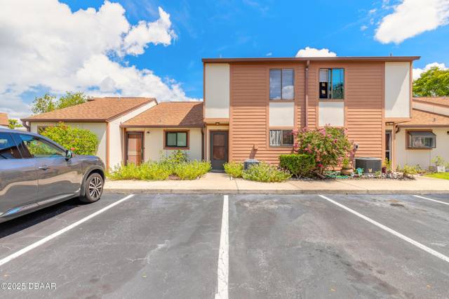 Deerwood Condo