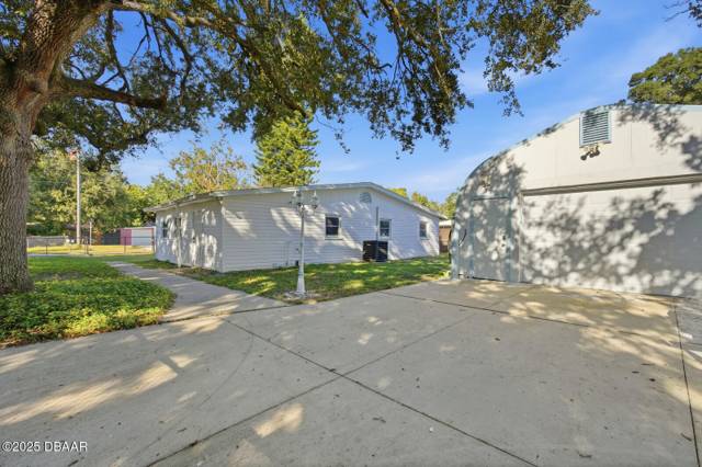 1215 Leon Lane, Daytona Beach 32117 home for sale