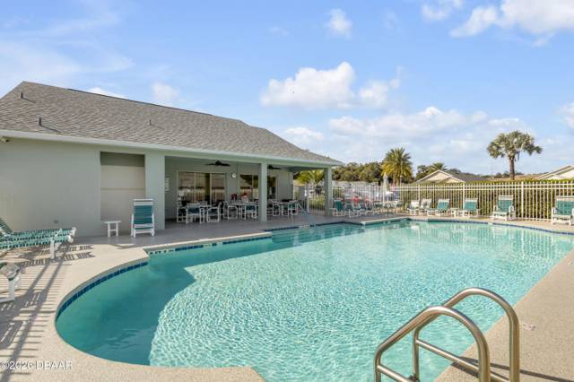 Coral Trace