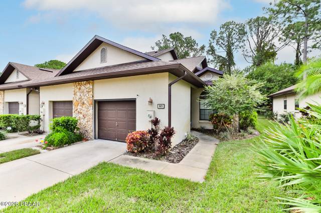 121 Dovecote Lane