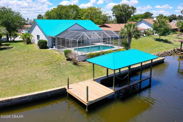 Country Club Cove