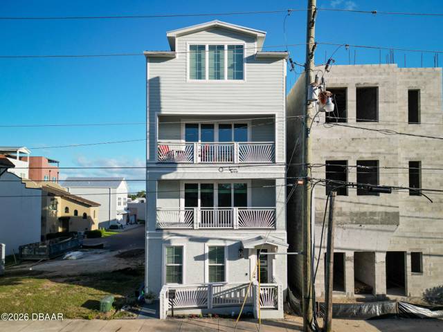 140 Julia Street