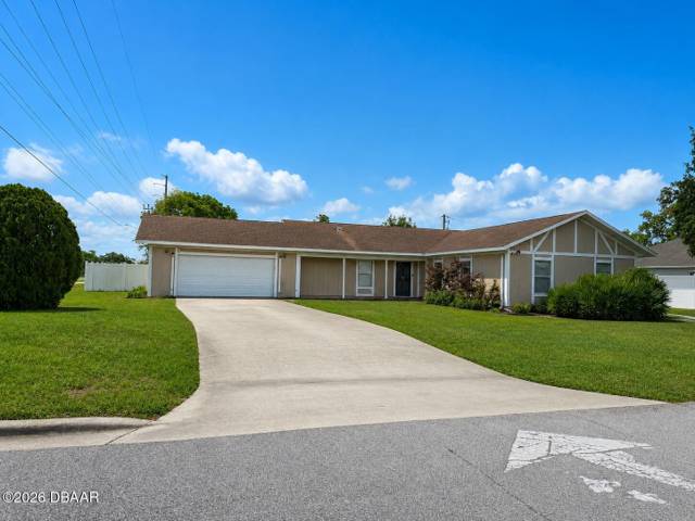 1540 Jupiter Avenue home for sale in Deltona Lakes